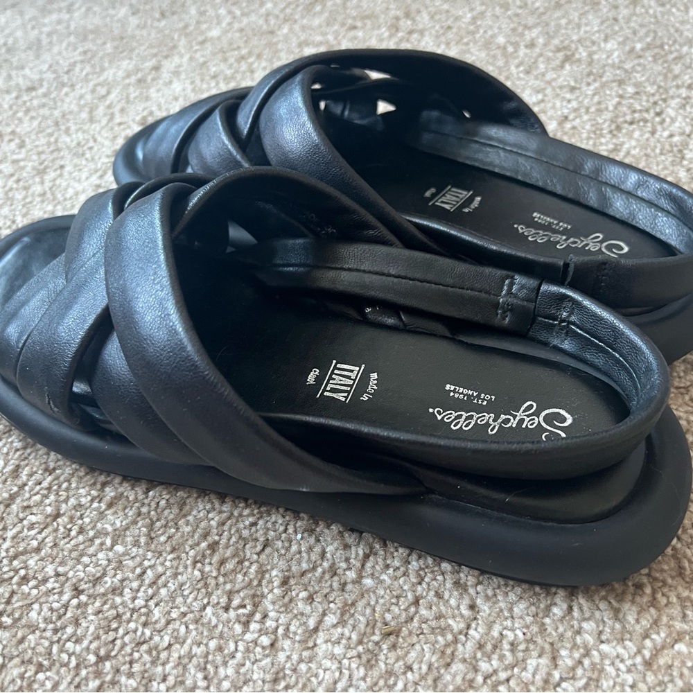 Seychelles Black Leather Comfy Sandals Size 9
